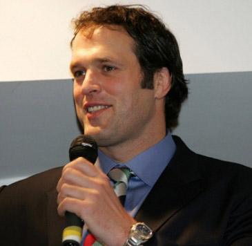 Martin Bayfield